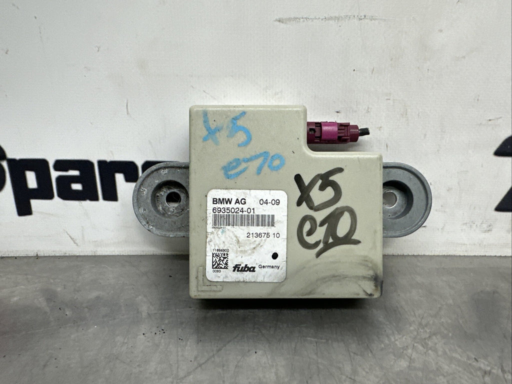 6935024 BMW X5 AERIAL ANTENA AMPLIFIER MODULE UNIT  E70 2007 - 2009