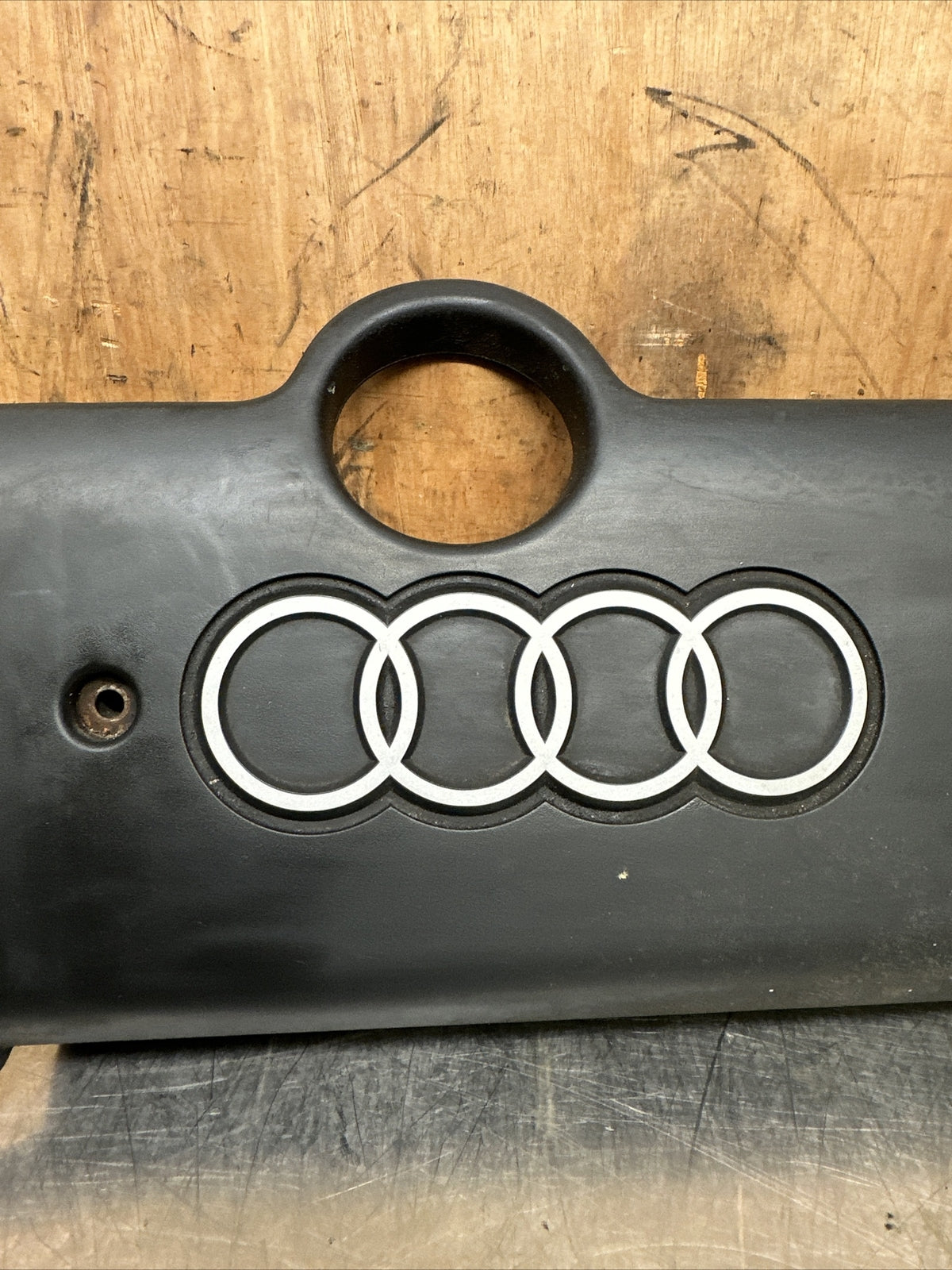 Audi A8 4A C4 PF 3.7 4.2 V8 32V NS Left Engine Cam Cover Trim 077103723b
