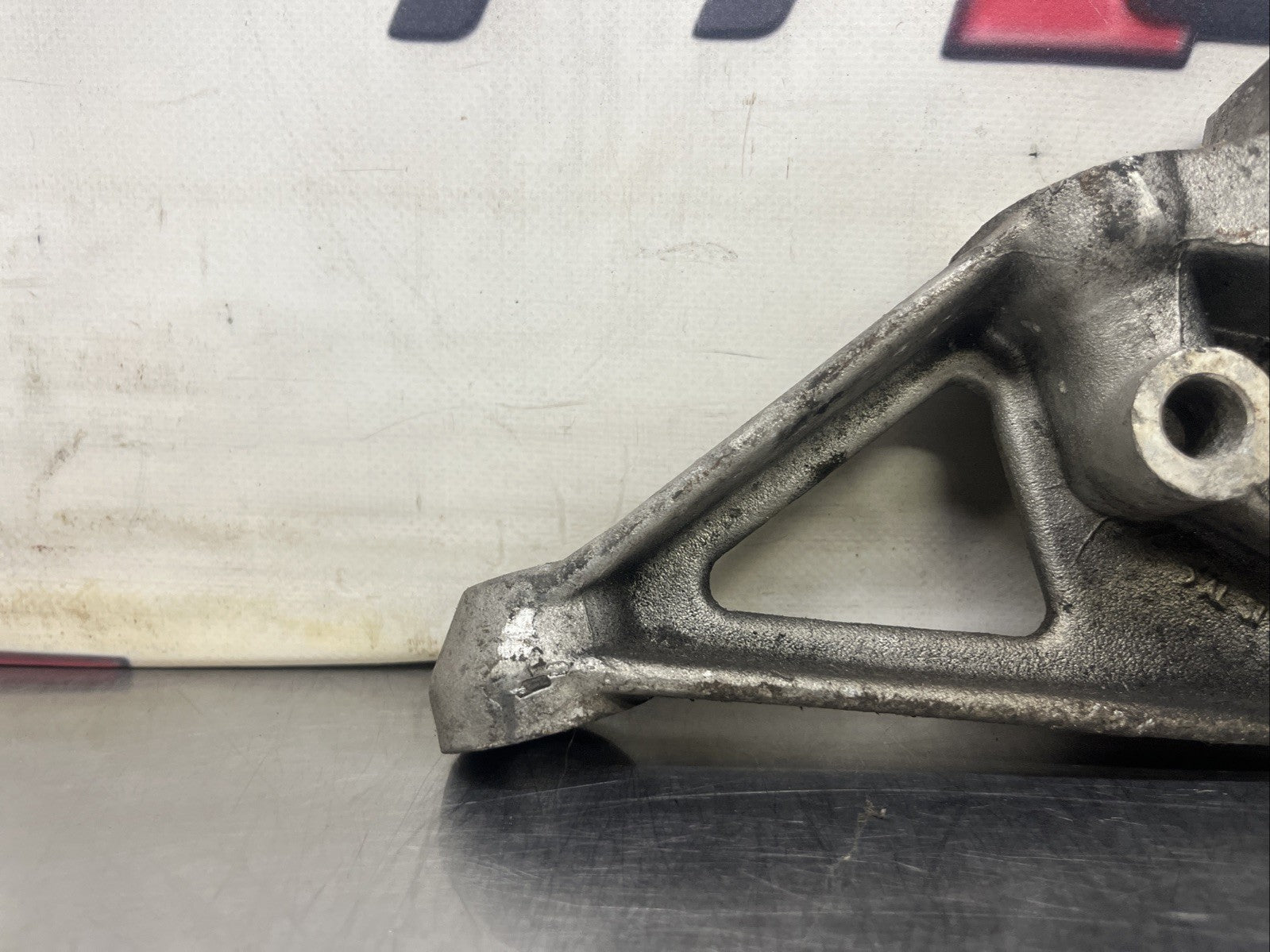 Audi TT 8N MK1 V6 ENGINE BRACKET MOUNT 1J0199354F/H MK4 V6 R32
