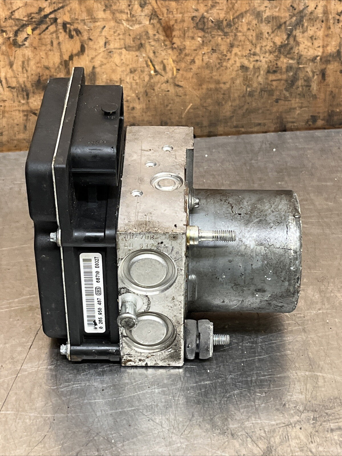 Audi S6 5.2 V10 ABS Pump 2007 4F0910517P