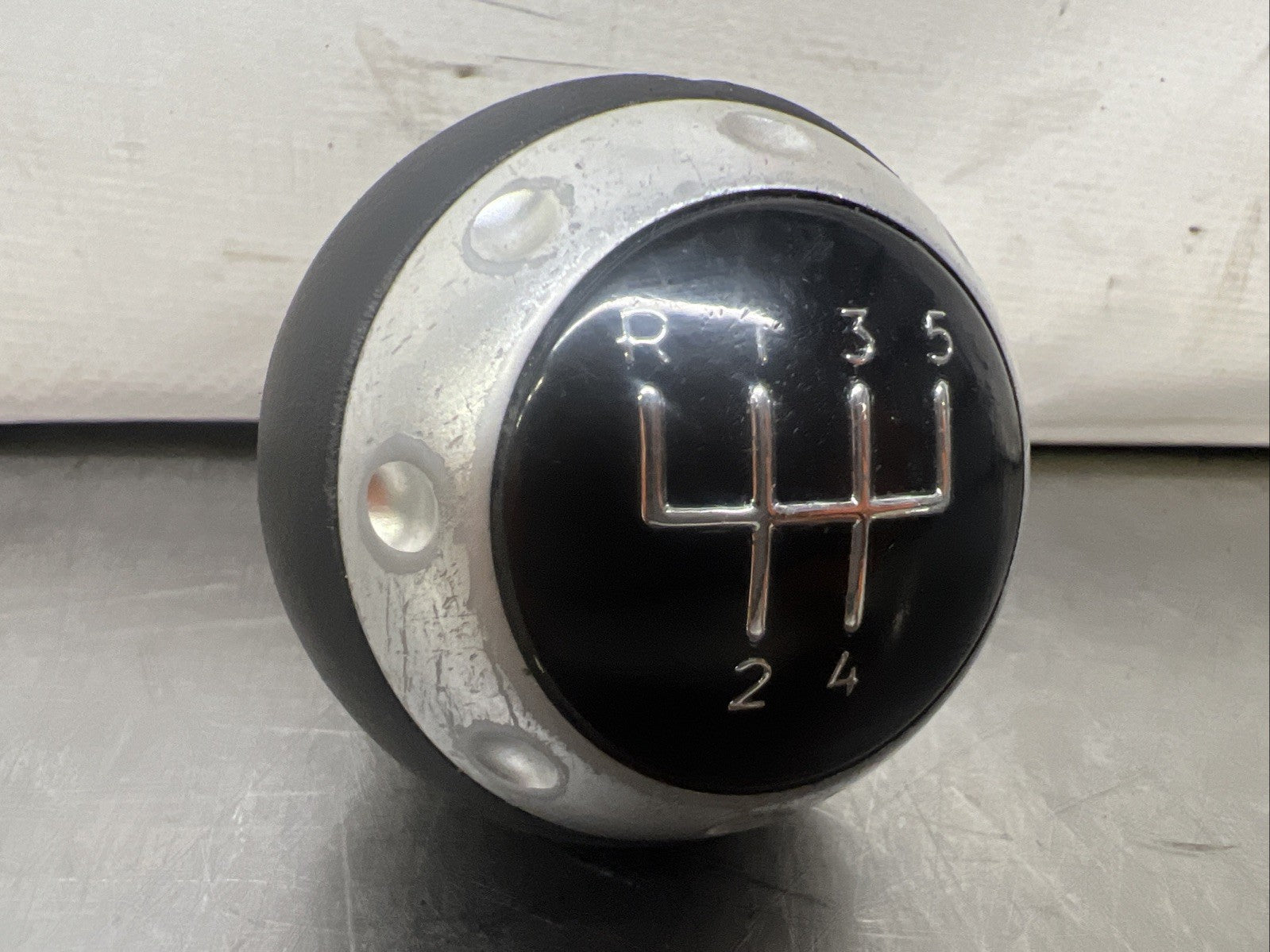 Audi TT Mk1 8N - 5 Speed Gear Knob - Used (0429)