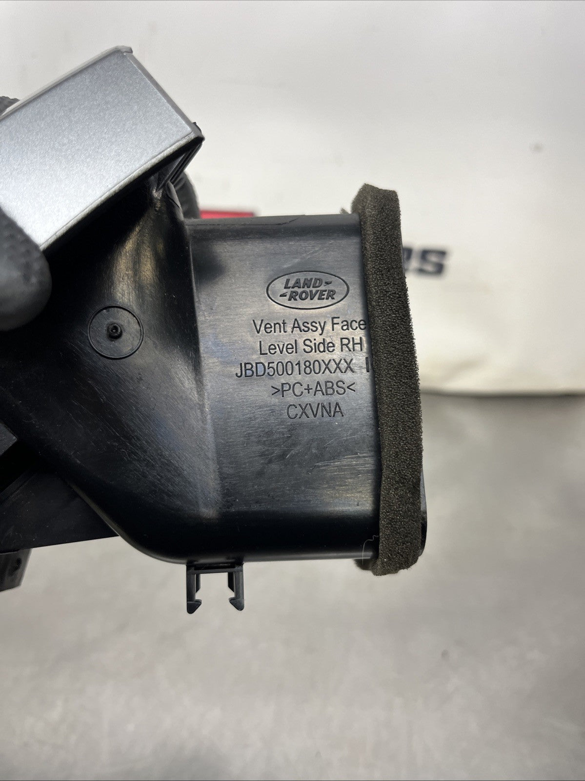 JBD500180XXX Range Rover Sport Air Vent Off Side Outer Dashboard 2005 to 2009