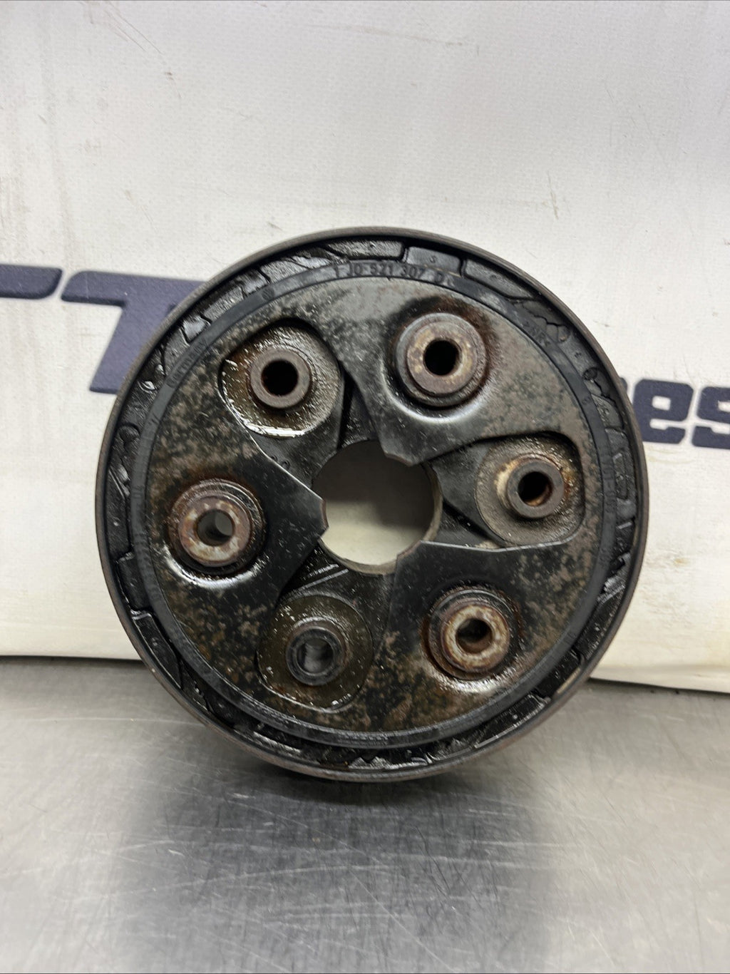 AUDI TT MK1 8N 98-06 QUATTRO REAR PROP-HAFT COUPLING DOUGHNUT 1J0521307D