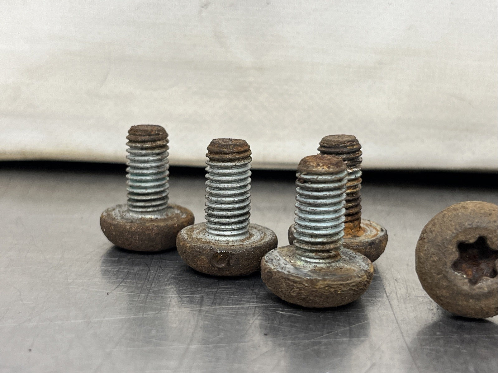 Audi TT MK1 V6 Subframe Support Bolts Oem Genuine X1