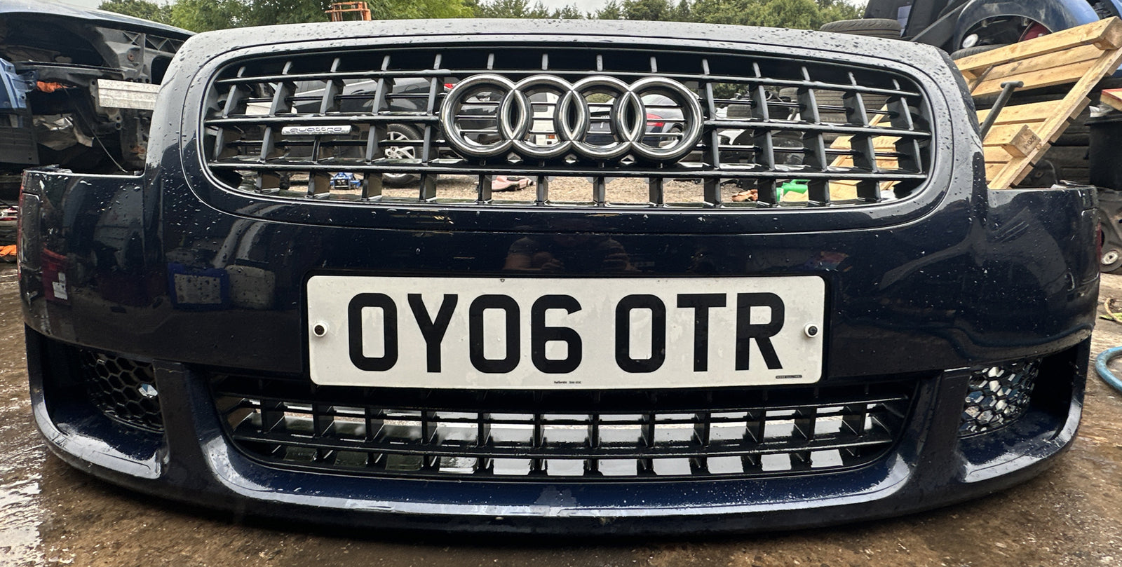 AUDI TT 8n mk1 3.2 V6 COMPLETE FRONT BUMPER + GRILLS WASHER JETS MORO BLUE