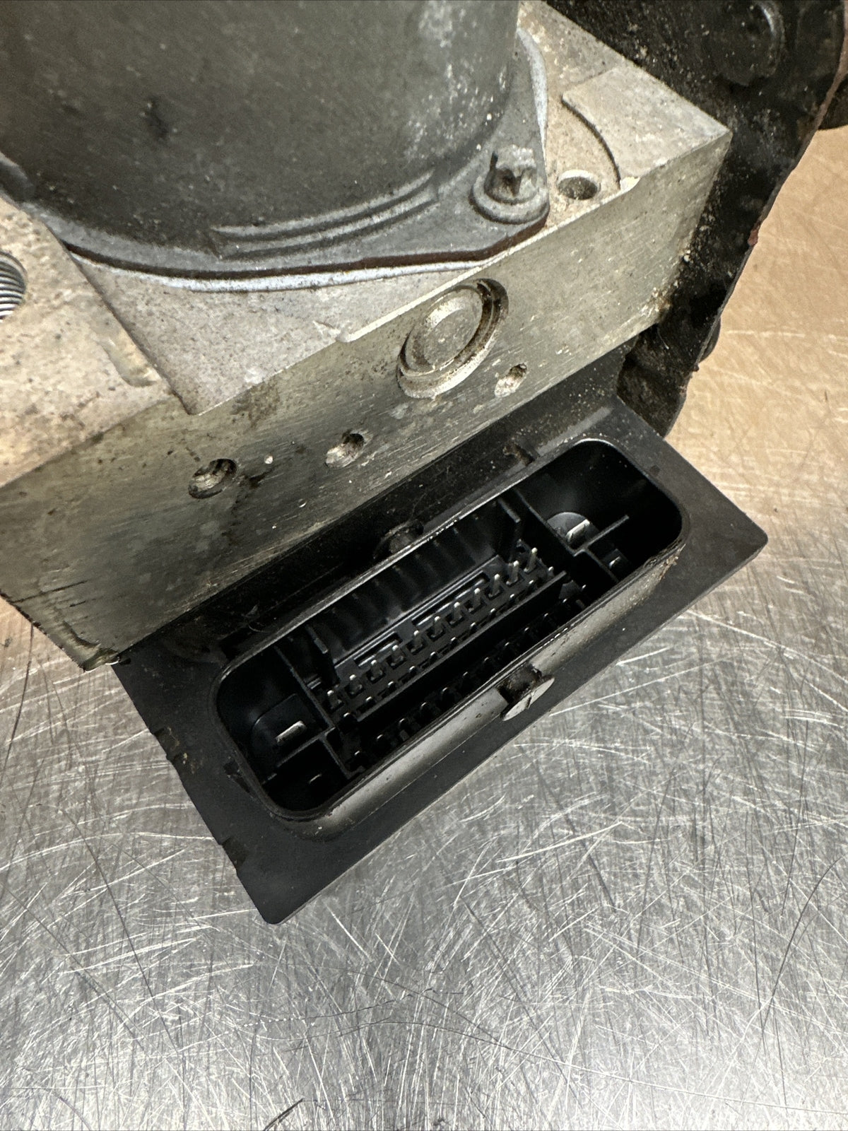 AUDI A5 8T ABS PUMP CONTROL MODULE 8K0907379BB 8K0614517DP 2008-15 8K0907379BB