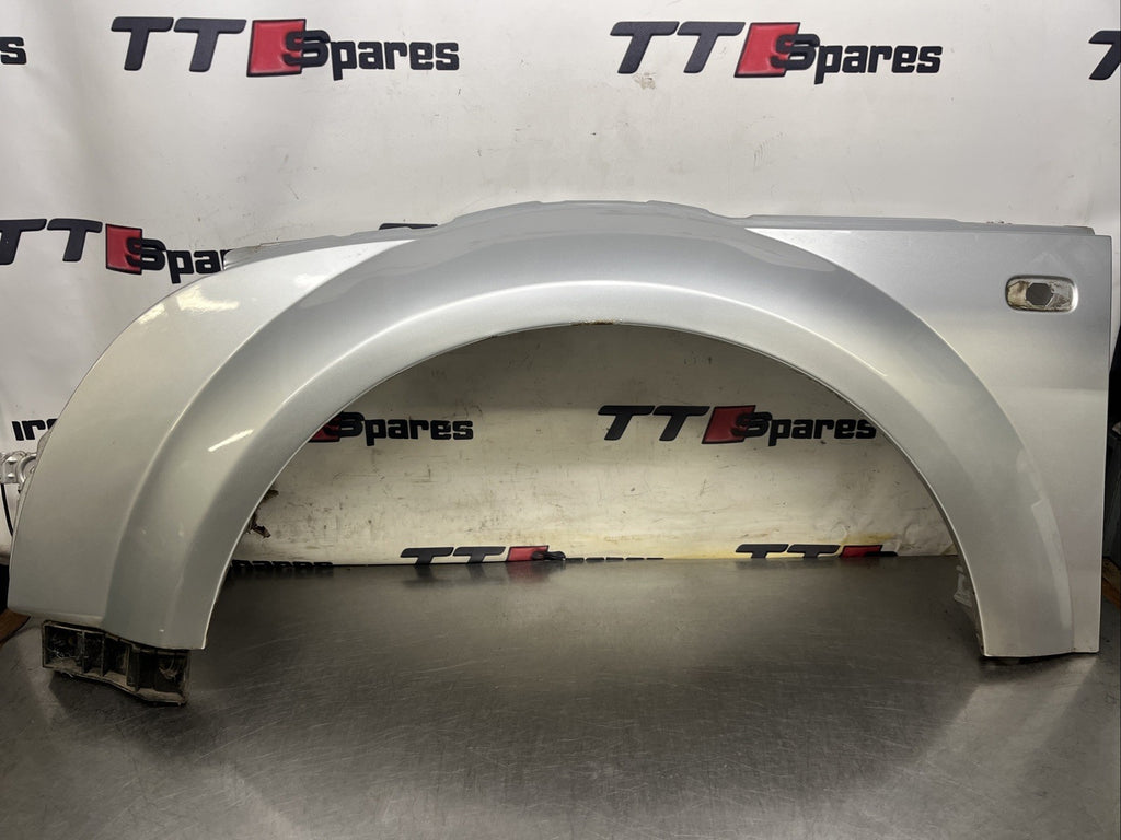 AUDI TT MK1 8N 98-06 OFF LEFT SIDE FRONT WING FENDER QUATER PANEL SILVER LY7W