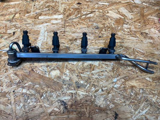 AUDI TT MK1 98-06 8N 1.8T 180BHP ARY FUEL INJECTION RAIL & INJECTORS 06A133681B