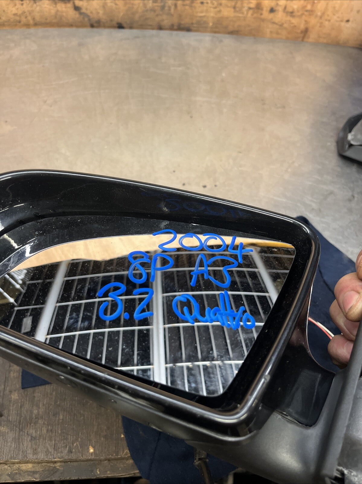 AUDI A3 8P WING MIRROR PASSENGER SIDE IN BLACK 