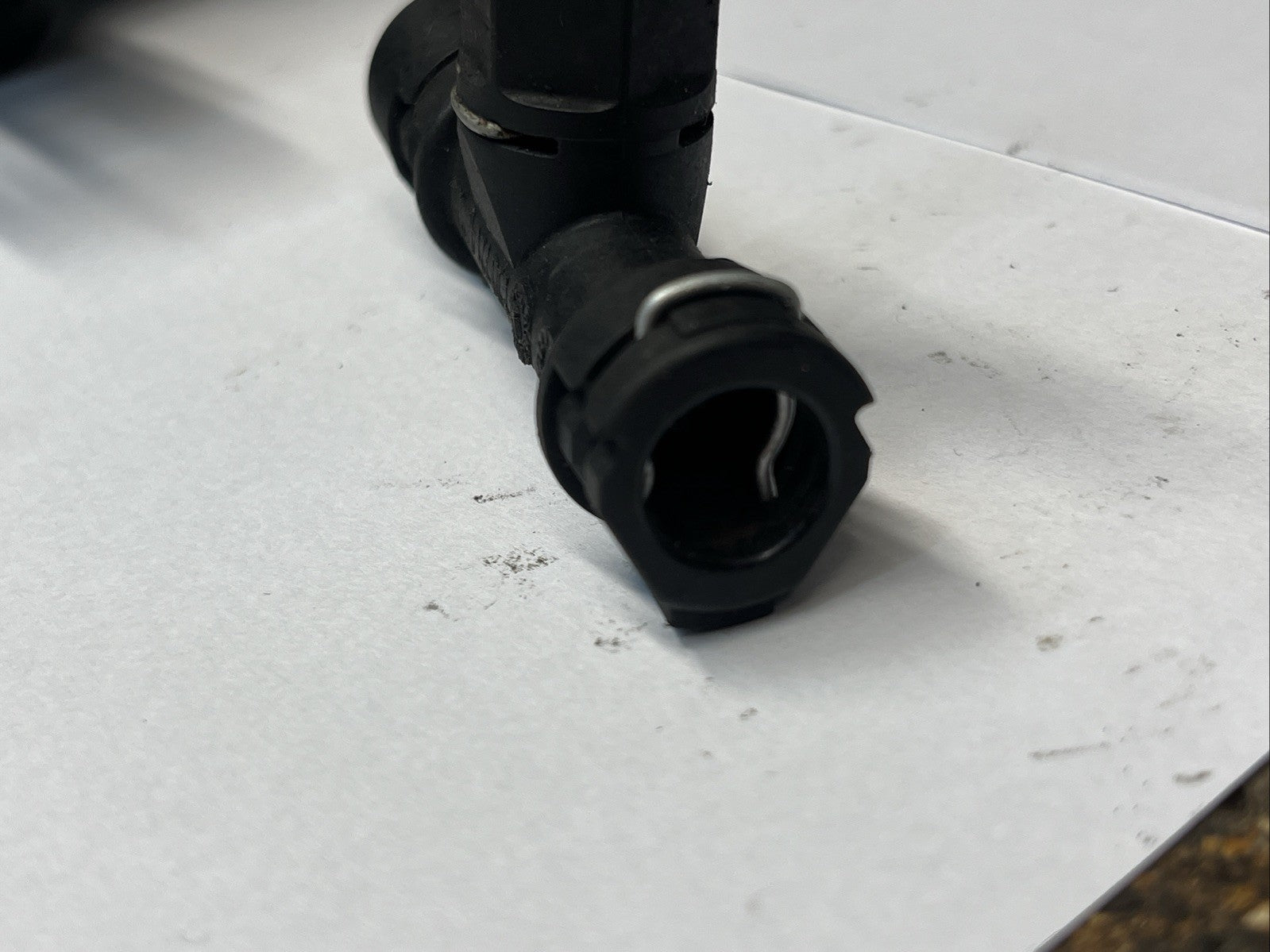 Clutch Pipe Clip Vw Audi Seat vag New Genuine  Single Clip Brand New Replacement