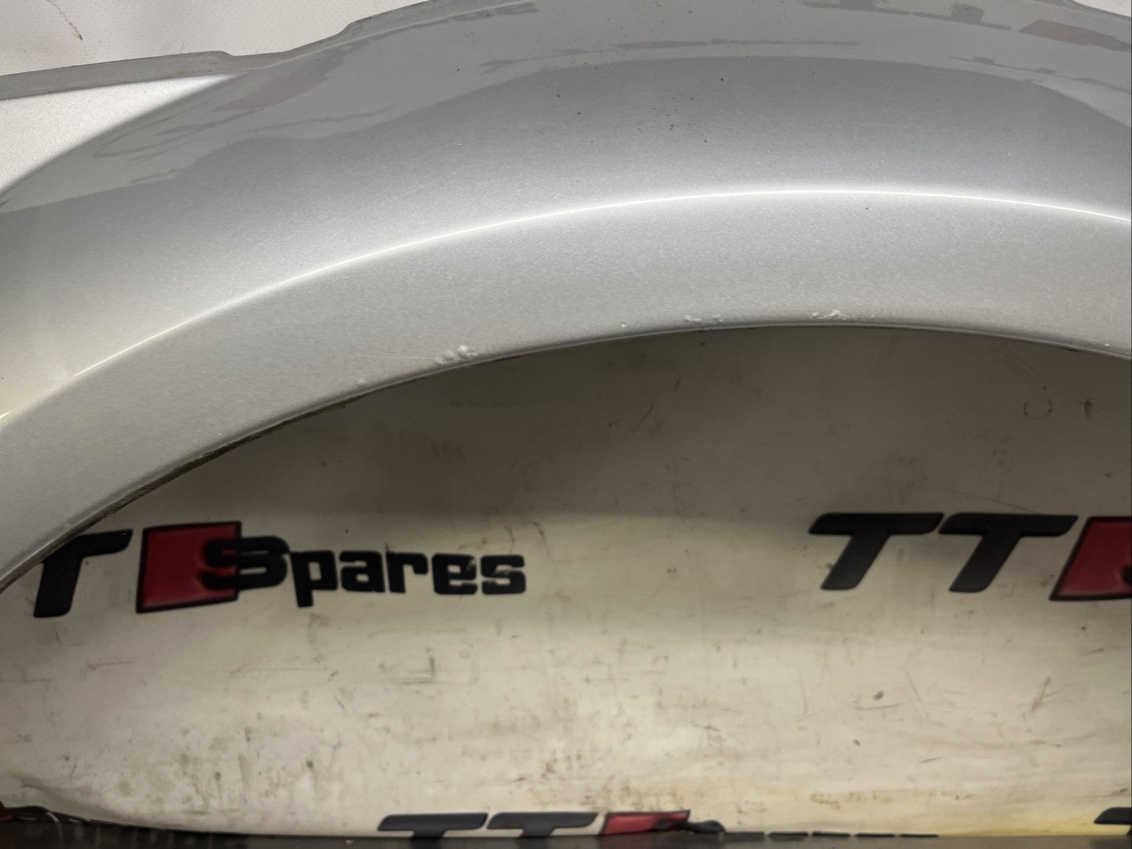 AUDI TT MK1 8N 98-06 OFF RIGHT SIDE FRONT WING Silver LY7W