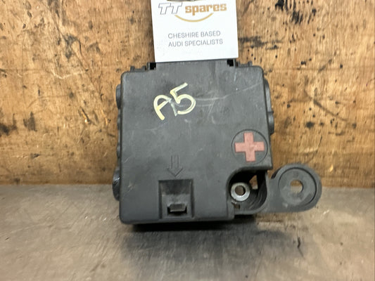 AUDI A5 A4 B8 08-16 POSITIVE BATTERY DISTRIBUTOR TERMINAL POWER BOARD 8K0937517A