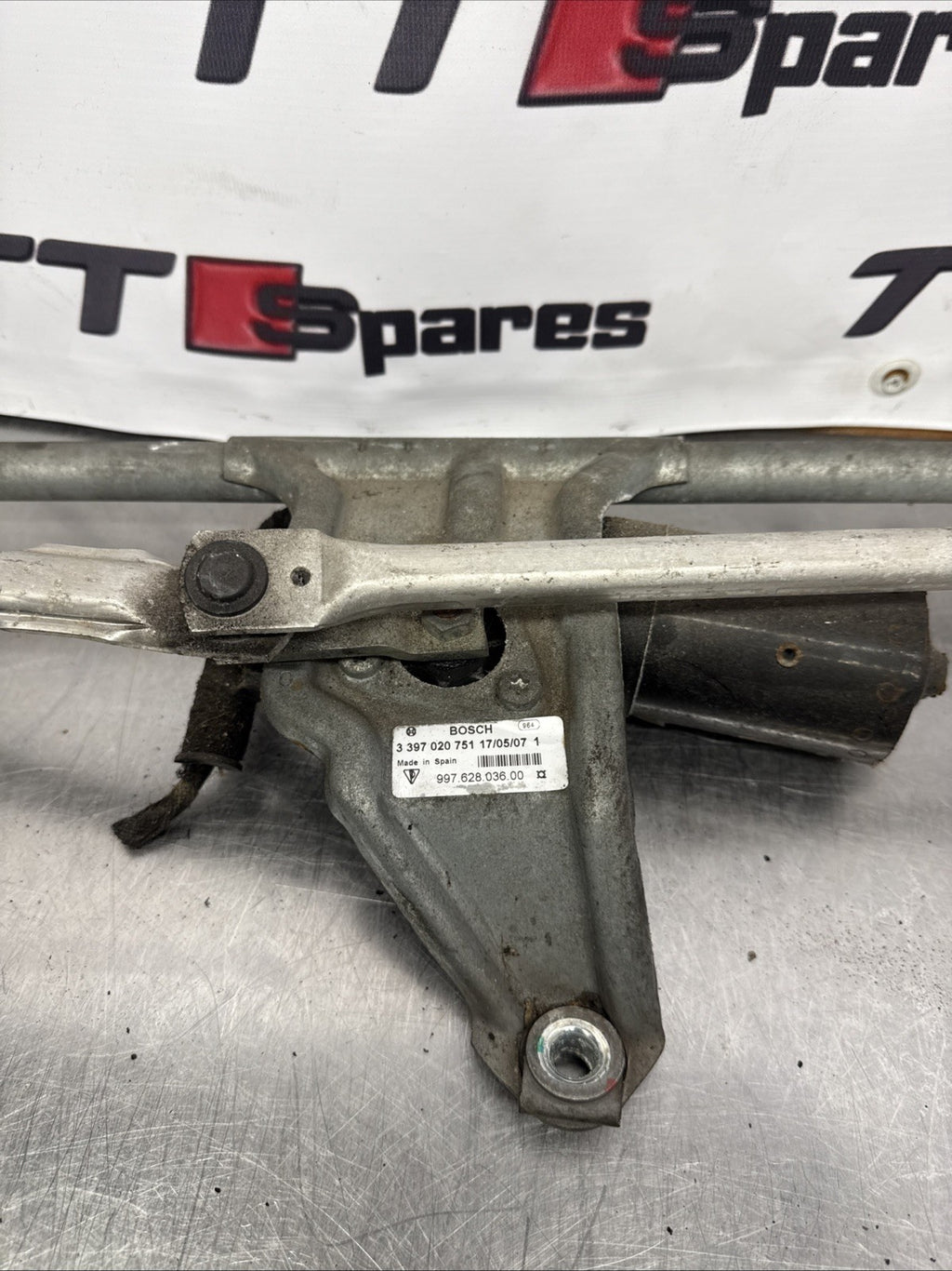 Porsche 911 997 Boxster 987 Wiper Motor and Mechansim 99762803600