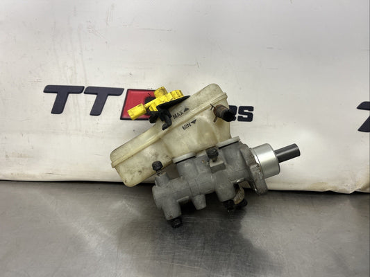 AUDI TT MK1 Brake Master Cylinder and Reservoir Tank 0204221731