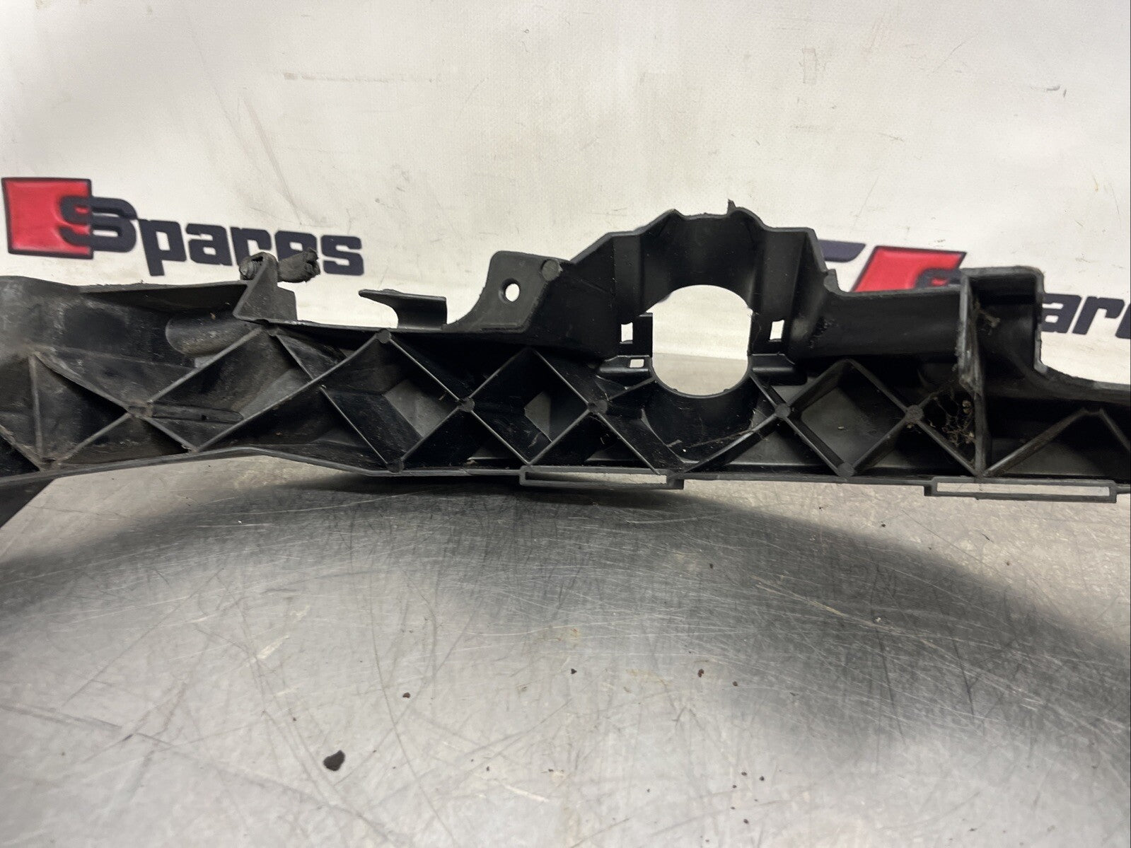 Genuine Used BMW Driver O/S Headlight Bracket Fits E90 E91 LCI 7138402