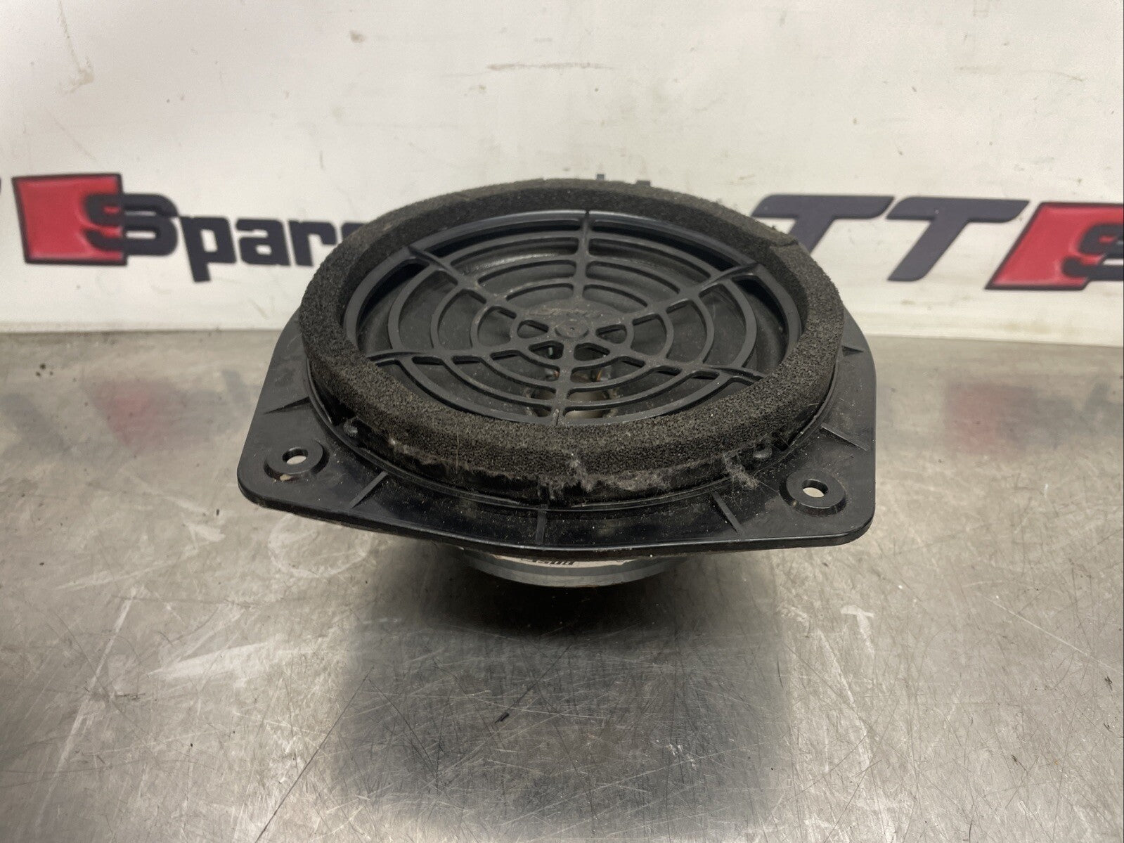 2014 AUDI TT BLACK EDITION DRIVER SIDE REAR DOOR BOOSE SPEAKER 8H0035411B