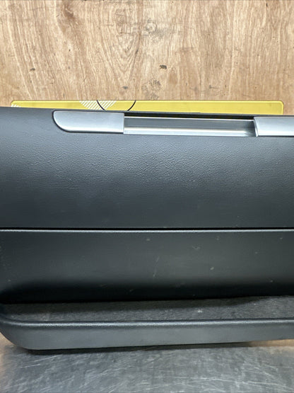 AUDI TT Mk1 8N 1999-2006 Glove Box 8N2857095 NON QUATTRO GLOVEBOX
