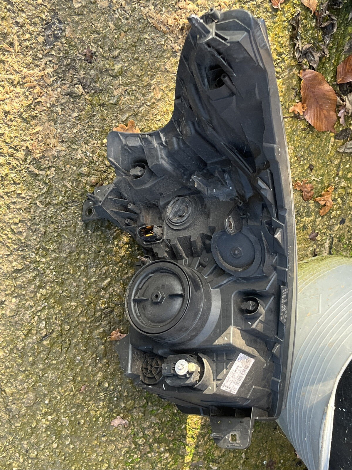 VAUXHALL VIVARO Mk2 2014-2019 LEFT PASSENGER SIDE HEADLIGHT - 260609758R