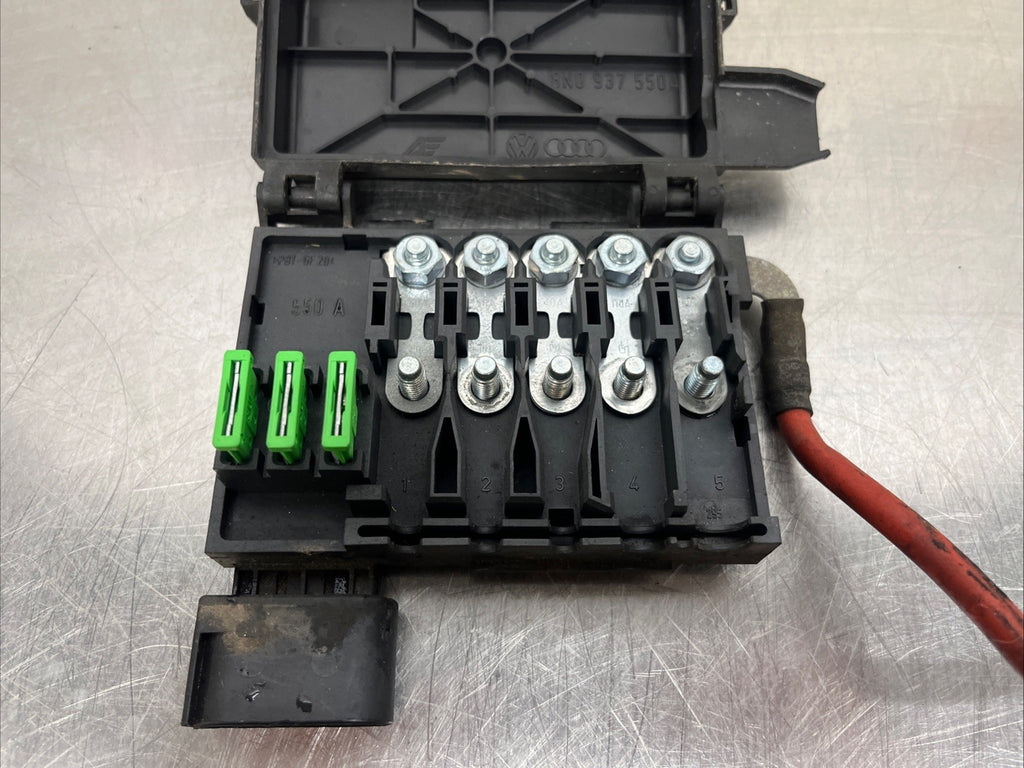 AUDI GENUINE TESTED TT MK1 ENGINE BAY BATTERY TOP FUSE BOX 8N0937550A