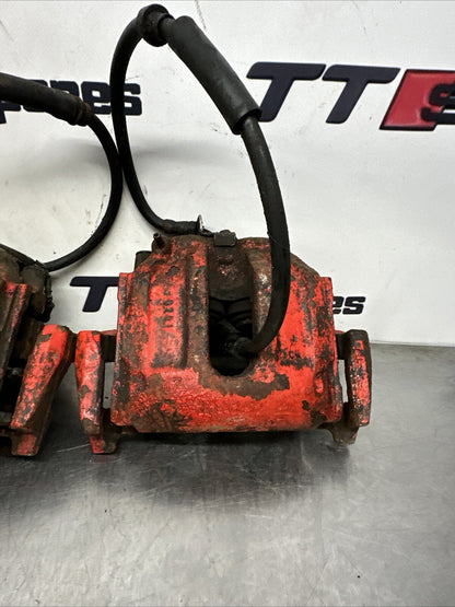 AUDI TT MK1 2006 3.2 V6 QUATTRO 8N PAIR OF FRONT CALIPERS AND CARRIES 334MM
