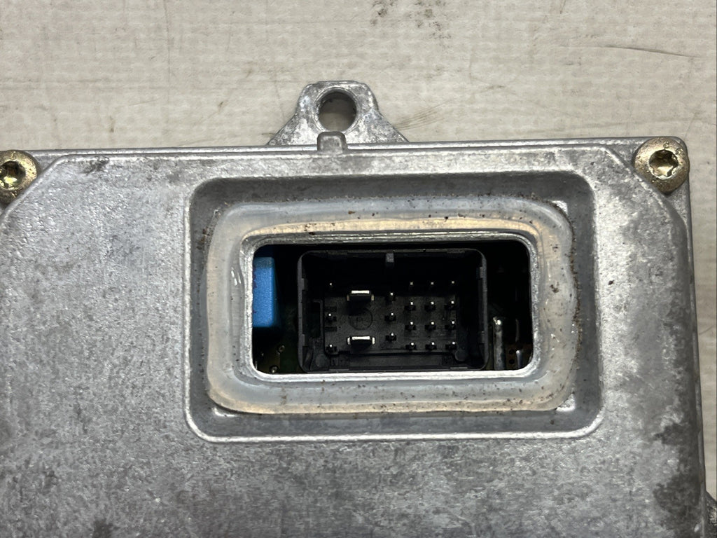 Audi TT 8N A8 4D Xenon Headlight Control Unit Electrical ballast 1307329066