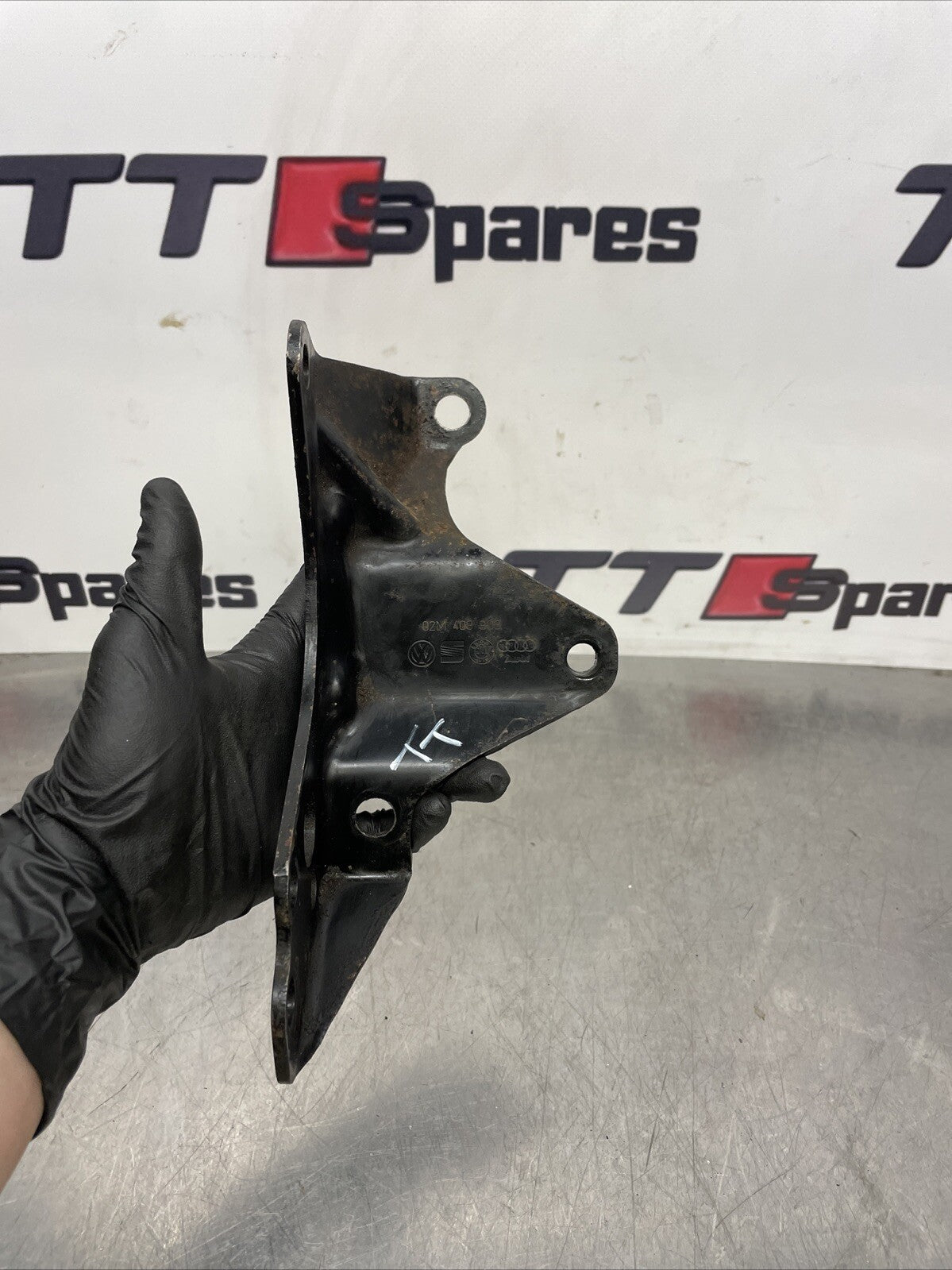 02M409903  AUDI TT MK1 8N 1.8T QUATTRO GEARBOX TRANSFER BOX SUPPORT BRACKET  