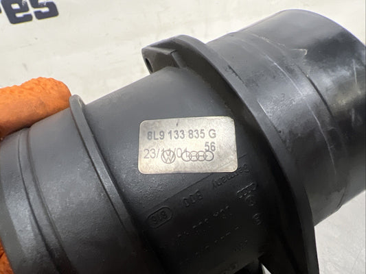 AUDI TT QUATTRO 2002 AIR FLOW METER MAF SENSOR 8L9133835G