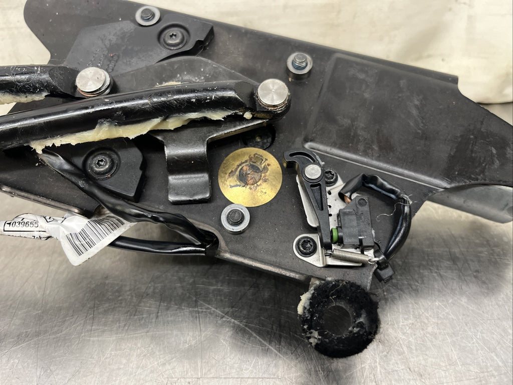 AUDI TT 8J MK2 ROADSTER CONVERTIBLE ROOF FRONT FIXING HOOK MOTOR+LINKAGE+CATCHES