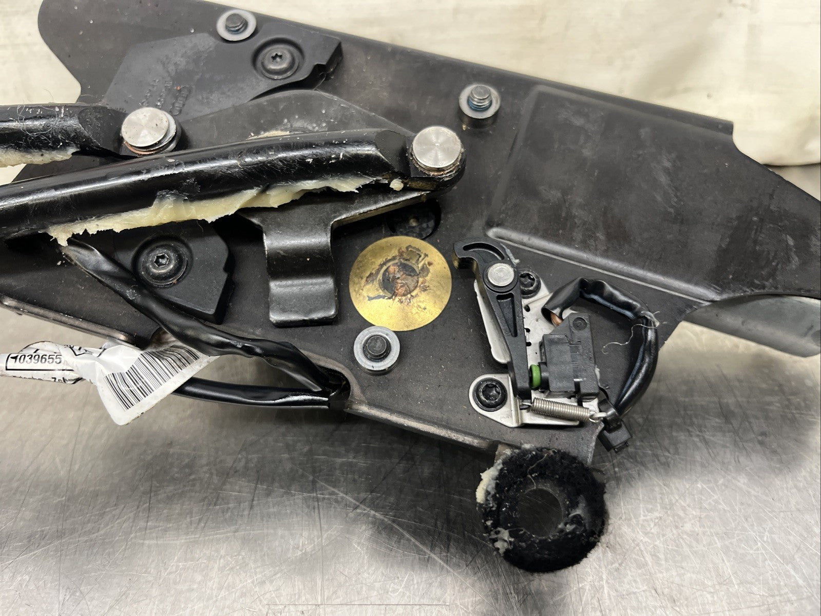 AUDI TT 8J MK2 ROADSTER CONVERTIBLE ROOF FRONT FIXING HOOK MOTOR+LINKAGE+CATCHES