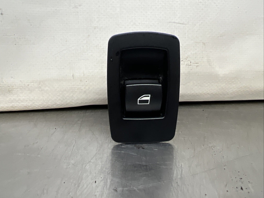 BMW 1 3 X5 X6 Z4 Series E70 E71 E87 E89 E90 E91 E92 Switch Window Lifter