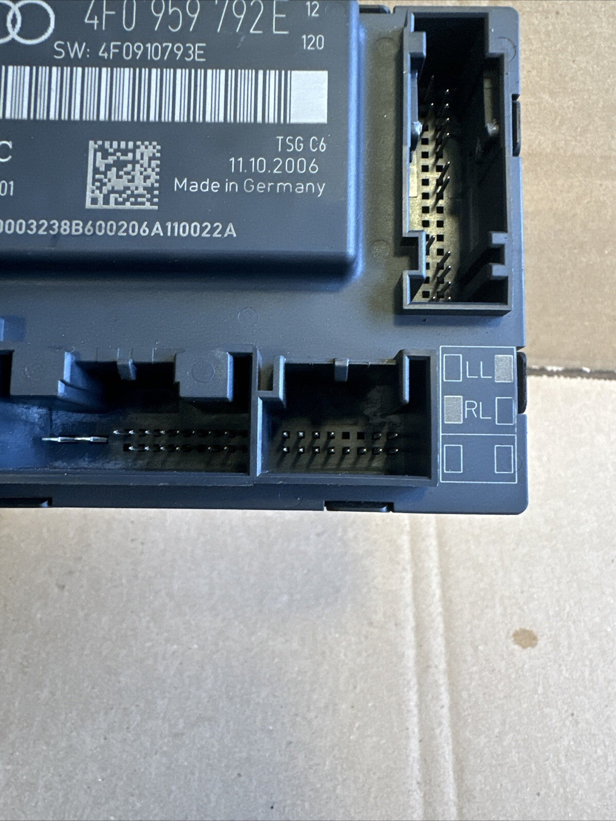 2007 AUDI S6 C6 PASSENGER SIDE FRONT DOOR CONTROL MODULE 4F0959792E