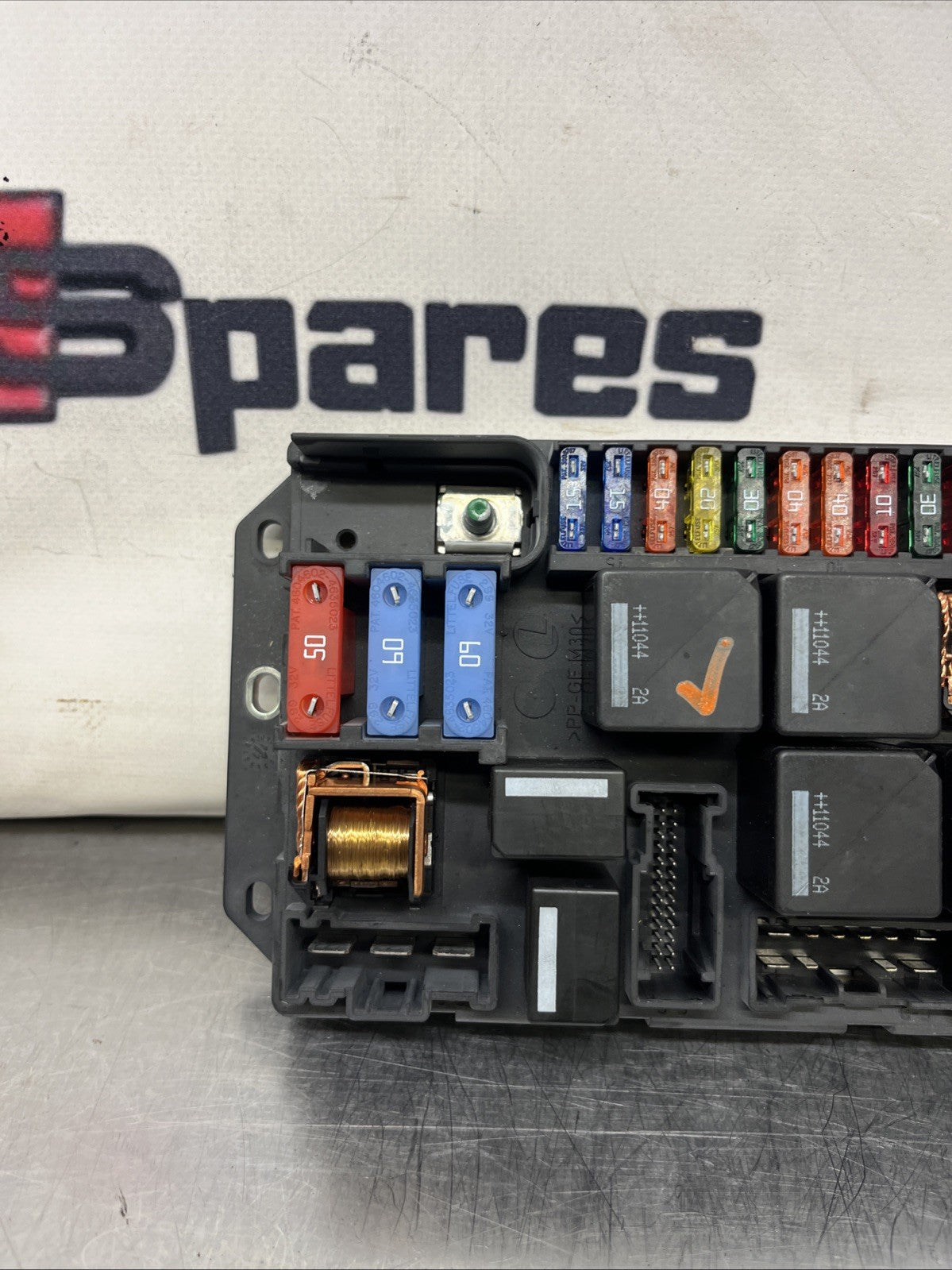 Range Rover Vogue 4.4 TDV8 2012 Fuse Box Module AH42-14A073-AB