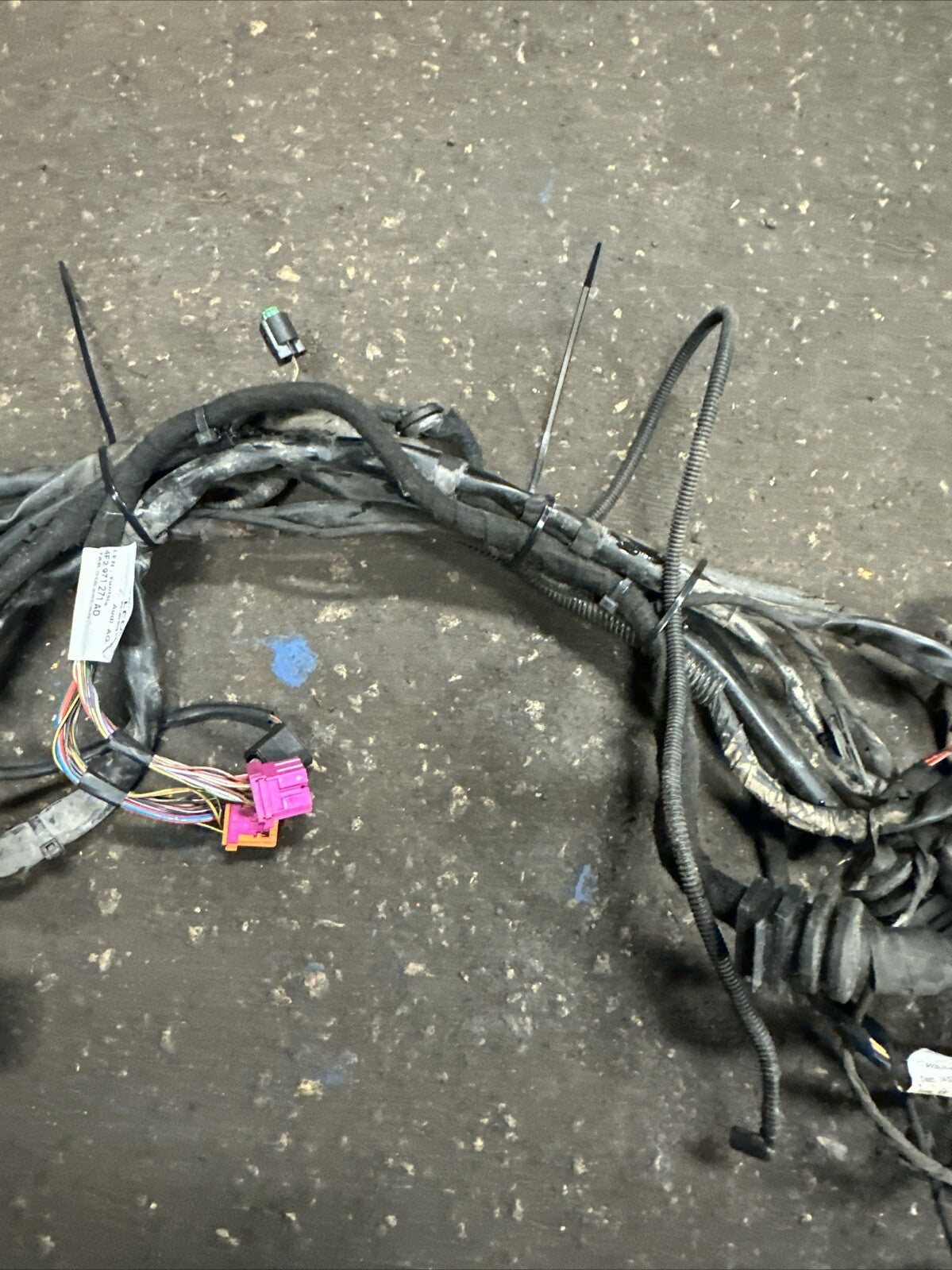 Audi A6 4F C6 Wiring Loom Harness for Wiper Motor Scuttle Panel Area 4F2971271AD