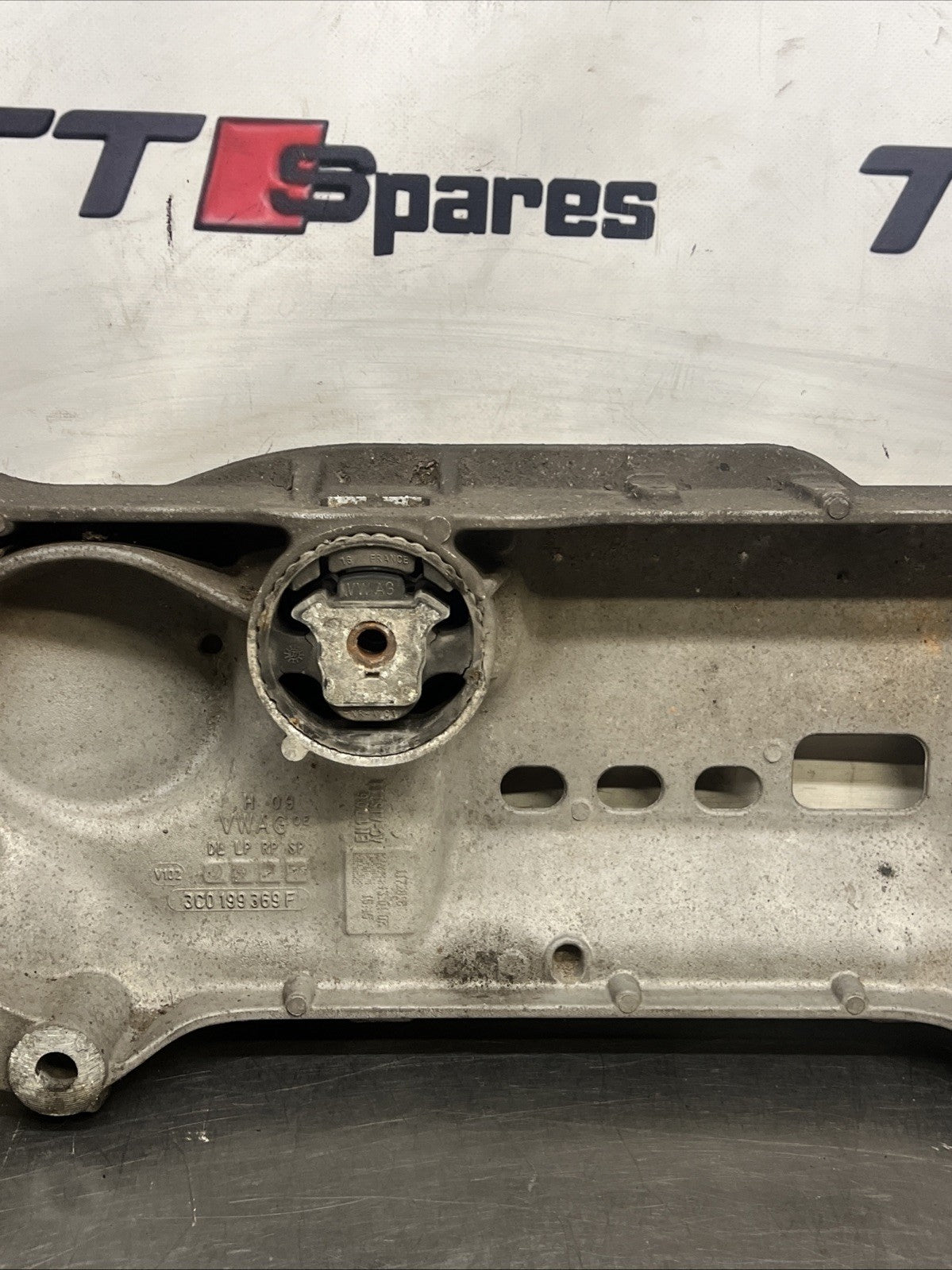 VW AUDI SEAT SKODA FRONT SUBFRAME ENGINE SUPPORT 3c0199369F
