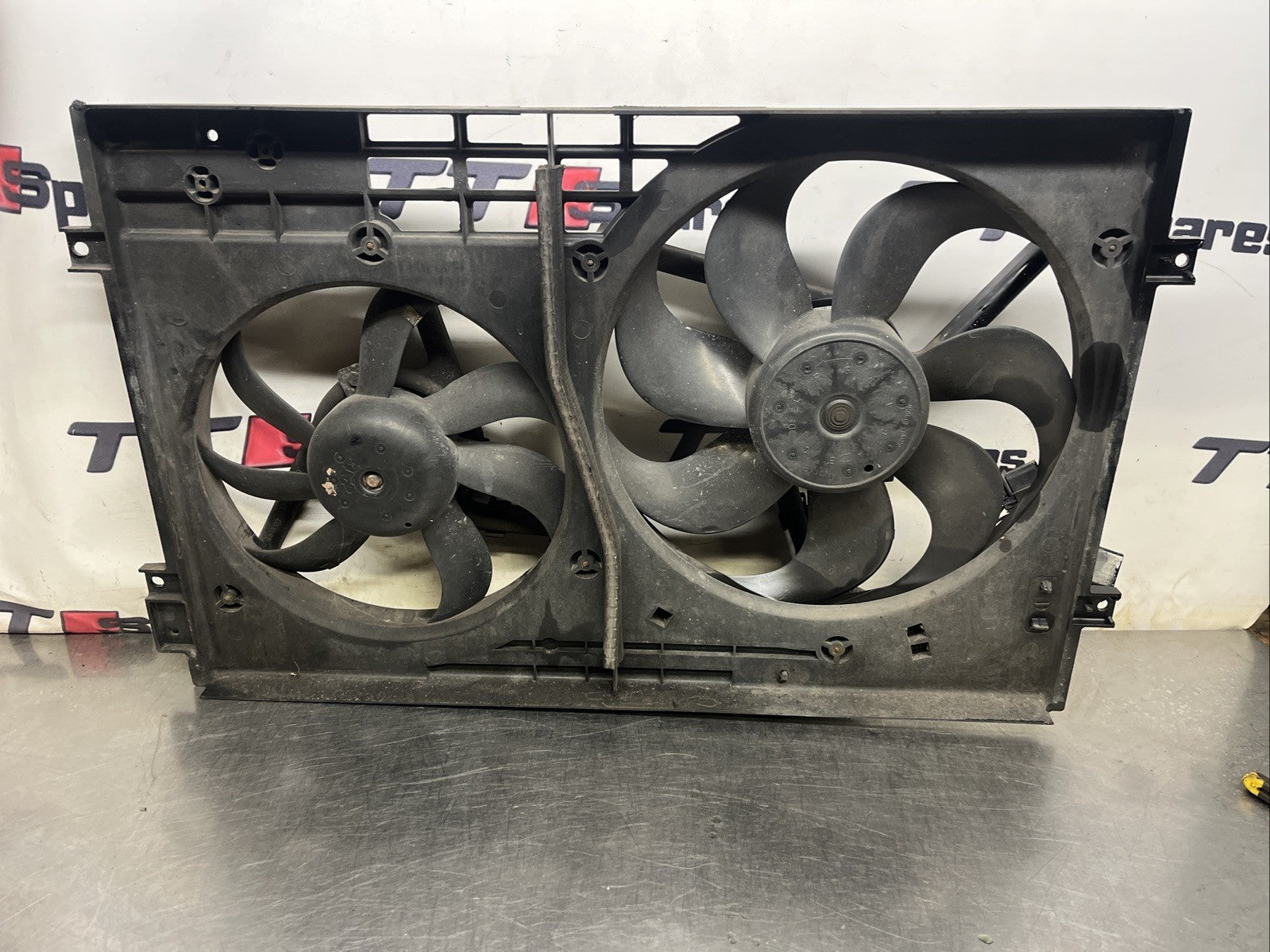 AUDI TT MK1 8N 1.8T 225BHP TWIN RADIATOR COOLING FANS FAN 8N0121205A