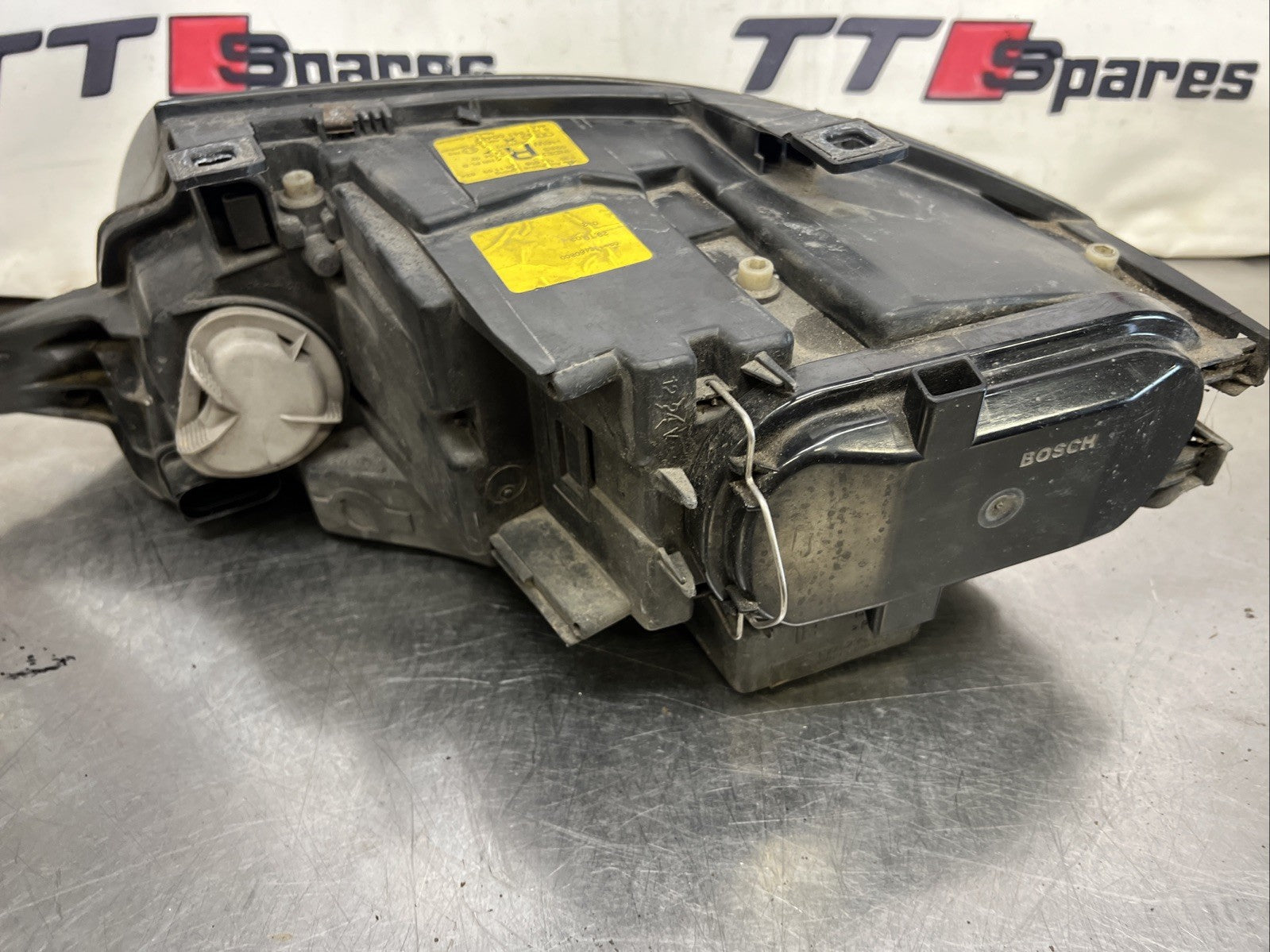 AUDI TT MK1 (1999 > 2007) FRONT RIGHT HEADLIGHT  8N0941004AH