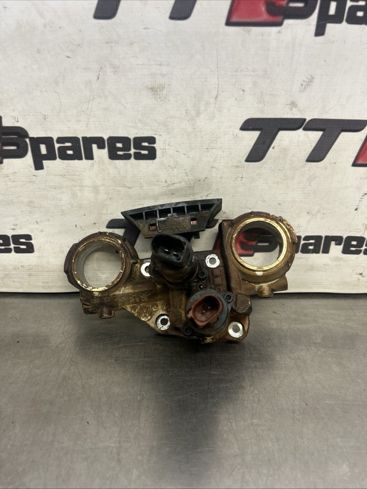 2004-2008 VW GOLF MK5 R32 BUB CAMSHAFT TIMING CHAIN TENSIONER 066109210L