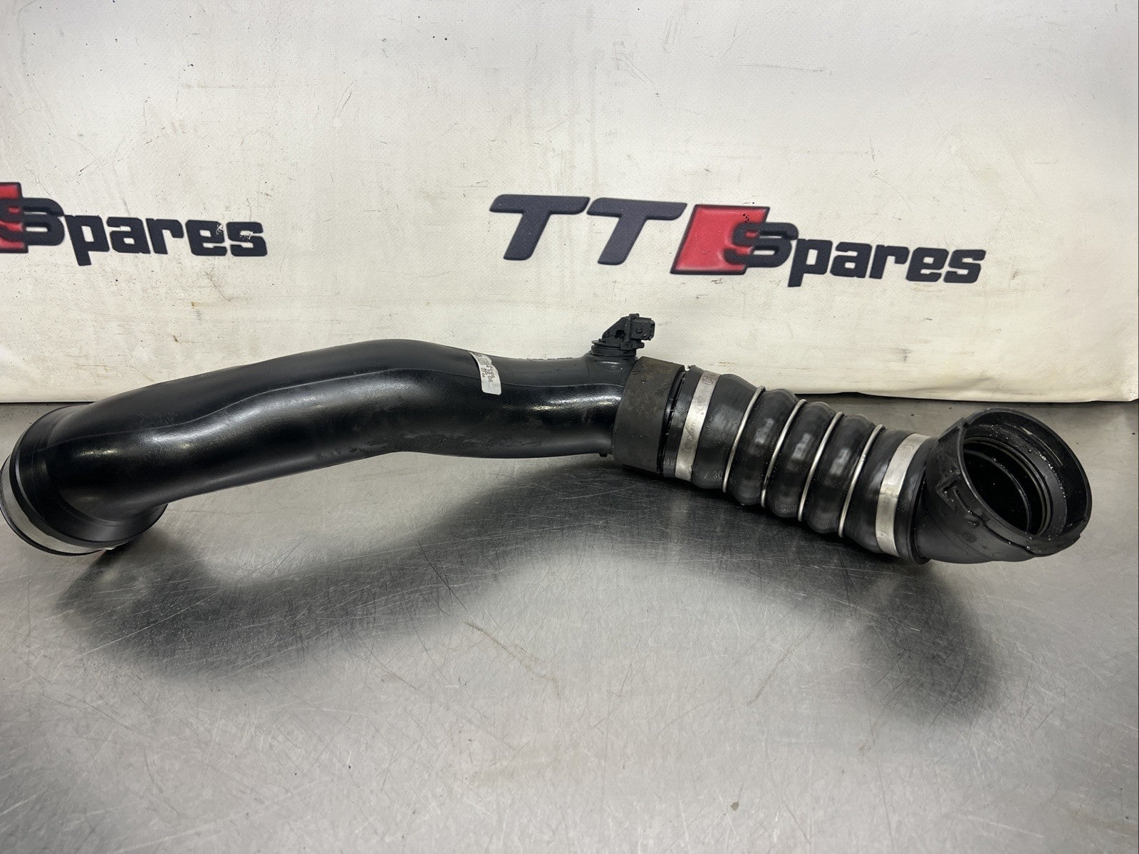 BMW X5 X6 E70 E71 30d 35d M57 M57N2 Intercooler Pipe Air Line7796292 7802217
