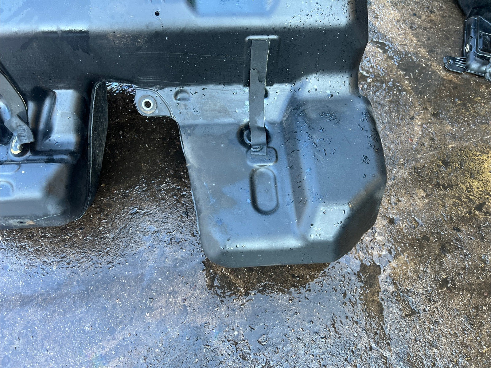 Range Rover L322 2010 -2012 4.4 TDV8 Diesel Rear Fuel Tank