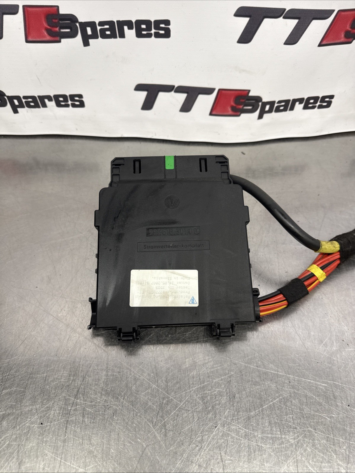 Porsche Boxster 987 2007 Engine Bay Fuse Box Module 99761030100