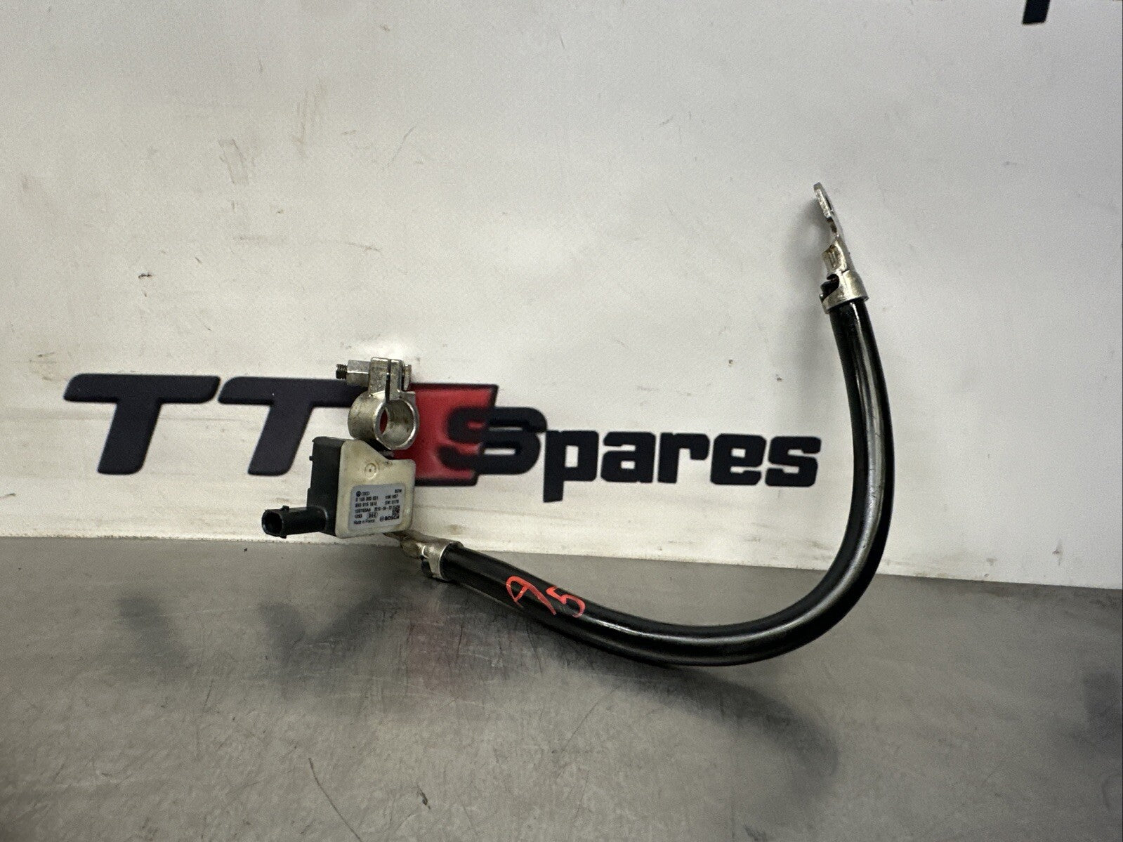 AUDI A5 8T 2010 NEGATIVE BATTERY CABLE TERMINAL 8K0915181E
