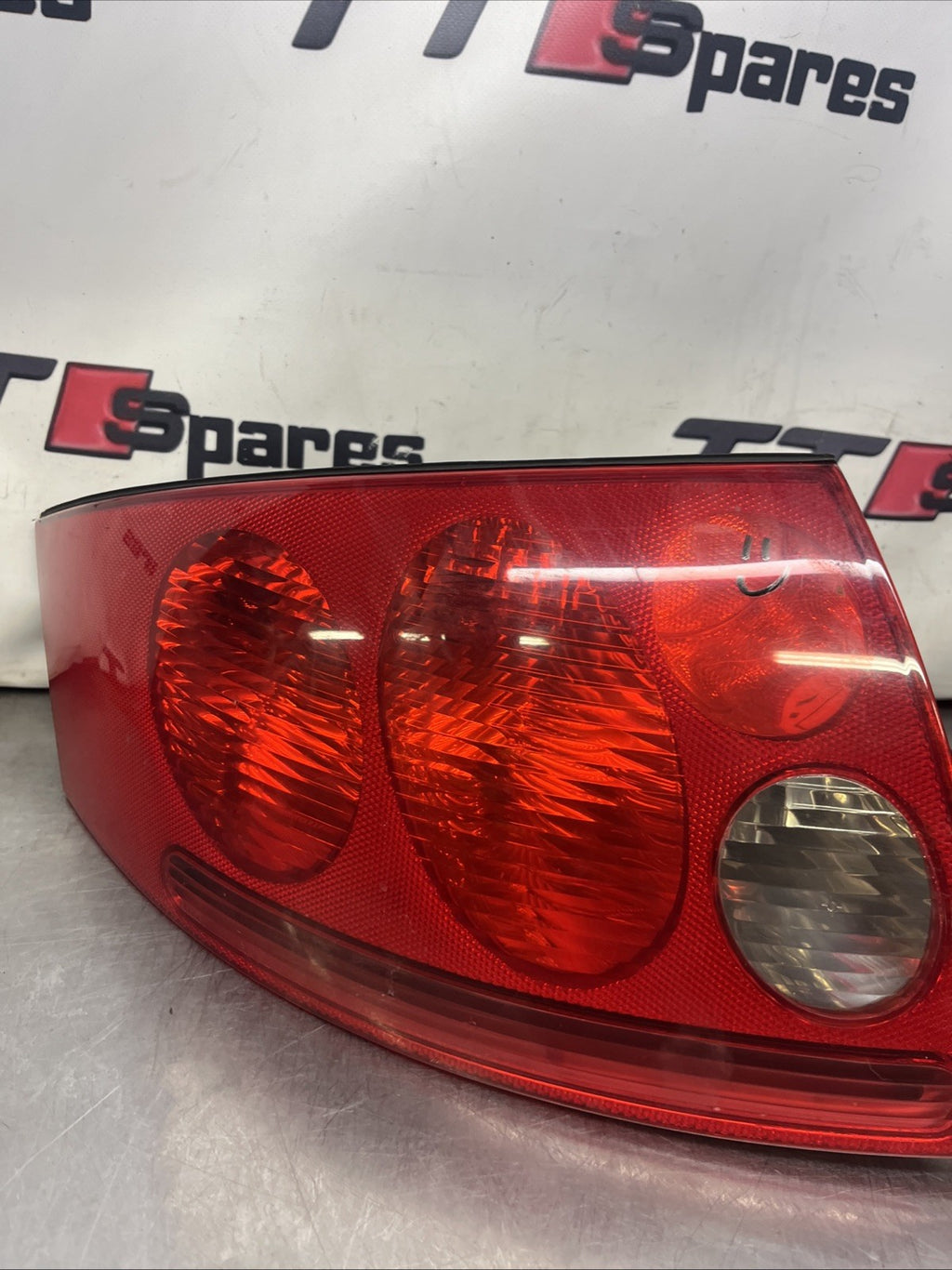 AUDI TT MK1 REAR LIGHTS PAIR 8N 99-06 Late Clear Reverse
