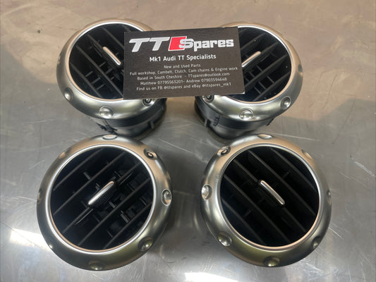 *SET OF 4* Audi TT 8N Mk1 Coupe Roadster Dash Air Vents Heater 8N0820901 *Mint*