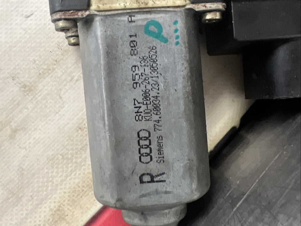 Audi TT Mk1 Convertible Roadster LEFT SIDE ELECTRIC WINDOW MOTOR 8N7959801A GEN