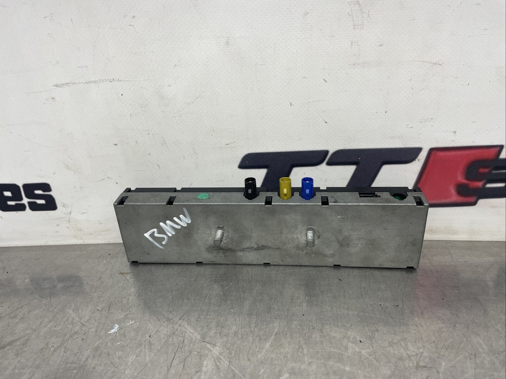6912817 BMW 3 Z4 Series E46 E85 E86 Antenna Amplifier Diversity 