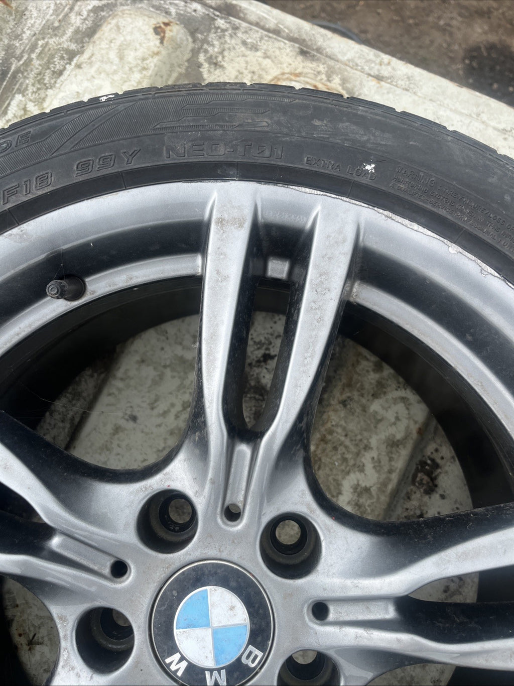 3611 7  845 881 GENUINE BMW WHEEL & FREE TYRE 7845881 8.5J x 18"