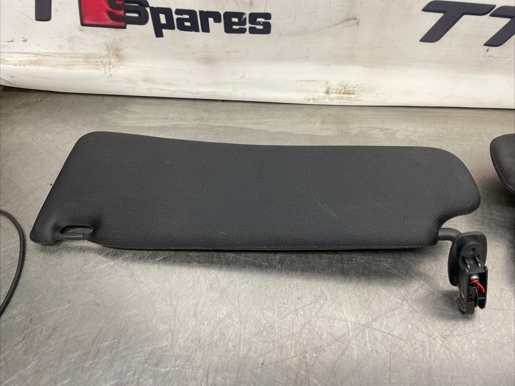 Audi TT Mk1 98-06 Sun Visors Pair Black Mirror Light