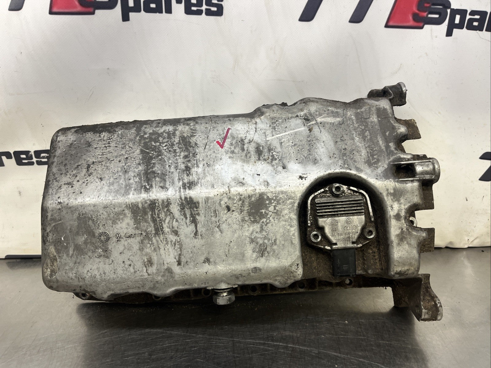 Seat Leon (1M) 2001 Diesel Oil sump pan 038103603N EDI26400