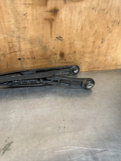AUDI TT 8J MK2 2010 FRONT WINDSCREEN WIPER ARMS PAIR 8J2955407A