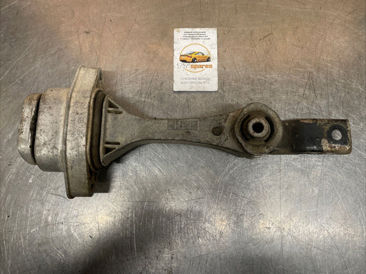 Audi TT 8n 99-06 REAR ENGINE MOUNT DOG BONE  1J0199851M